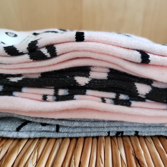 Disney Style Icon Women's Socks NEW! - Picture 6 of 11